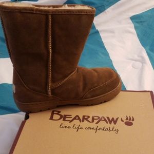 Bearpaw short boots